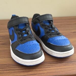 NikeCourt Borough Low Recraft Little Kids' Sneakers in Blue and Black